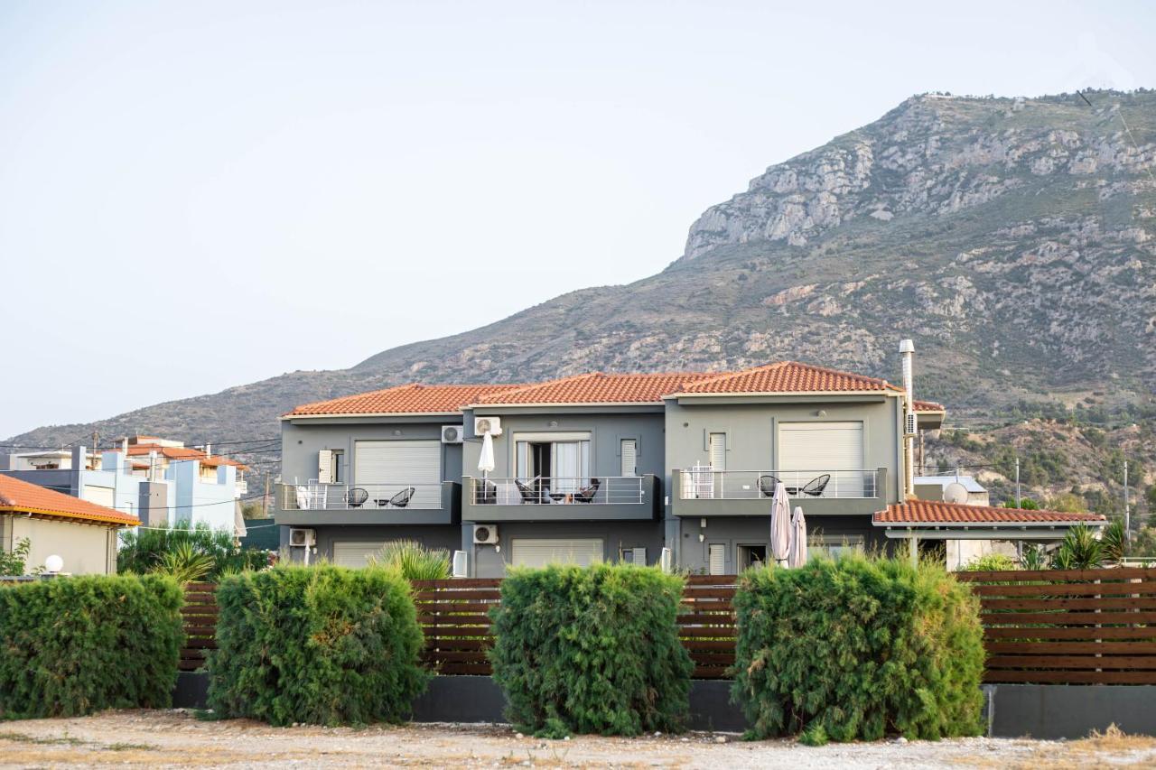 Isola Apartments Xylokastro Exterior foto