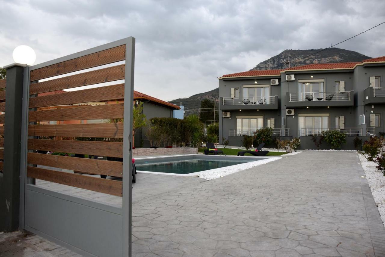Isola Apartments Xylokastro Exterior foto